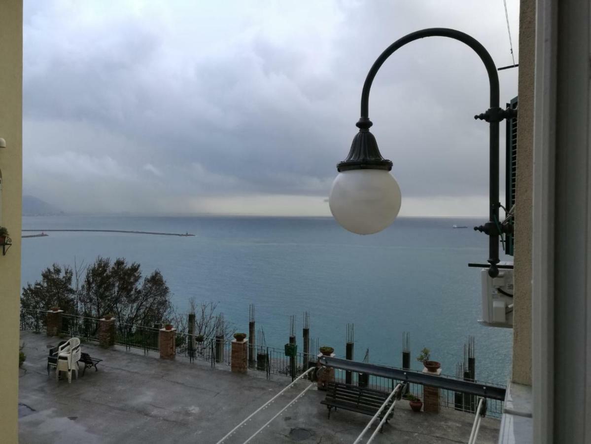 Casa Ferrigno Apartment Vietri sul Mare Exterior photo
